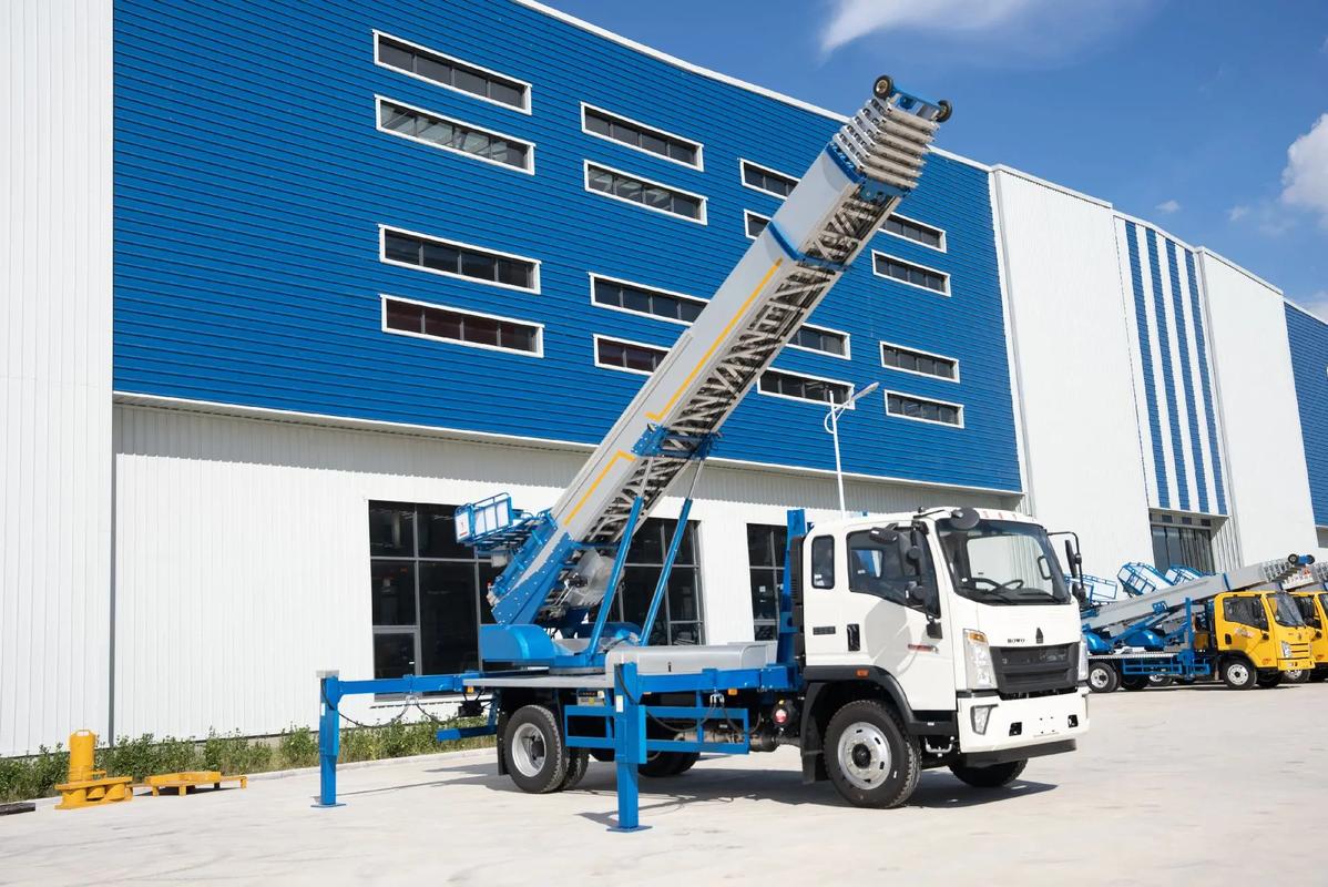 新河县小型云梯车上料车租赁多少钱