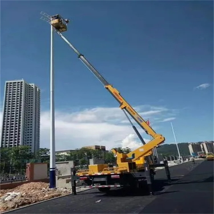 新河县维修路灯的曲臂升降车出租