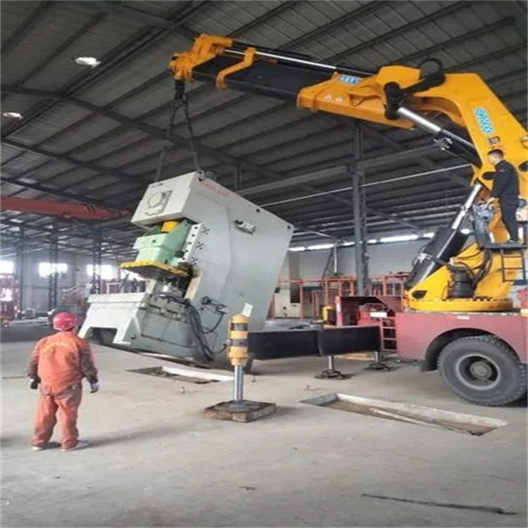 新河县80吨折臂吊车出租附近电话