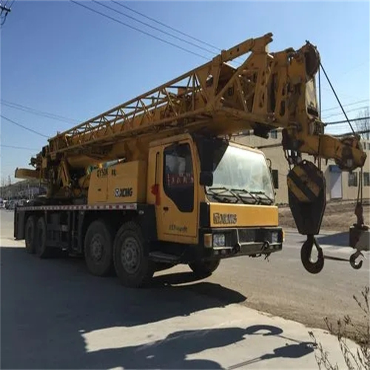 新河县哪里有专业吊车出租